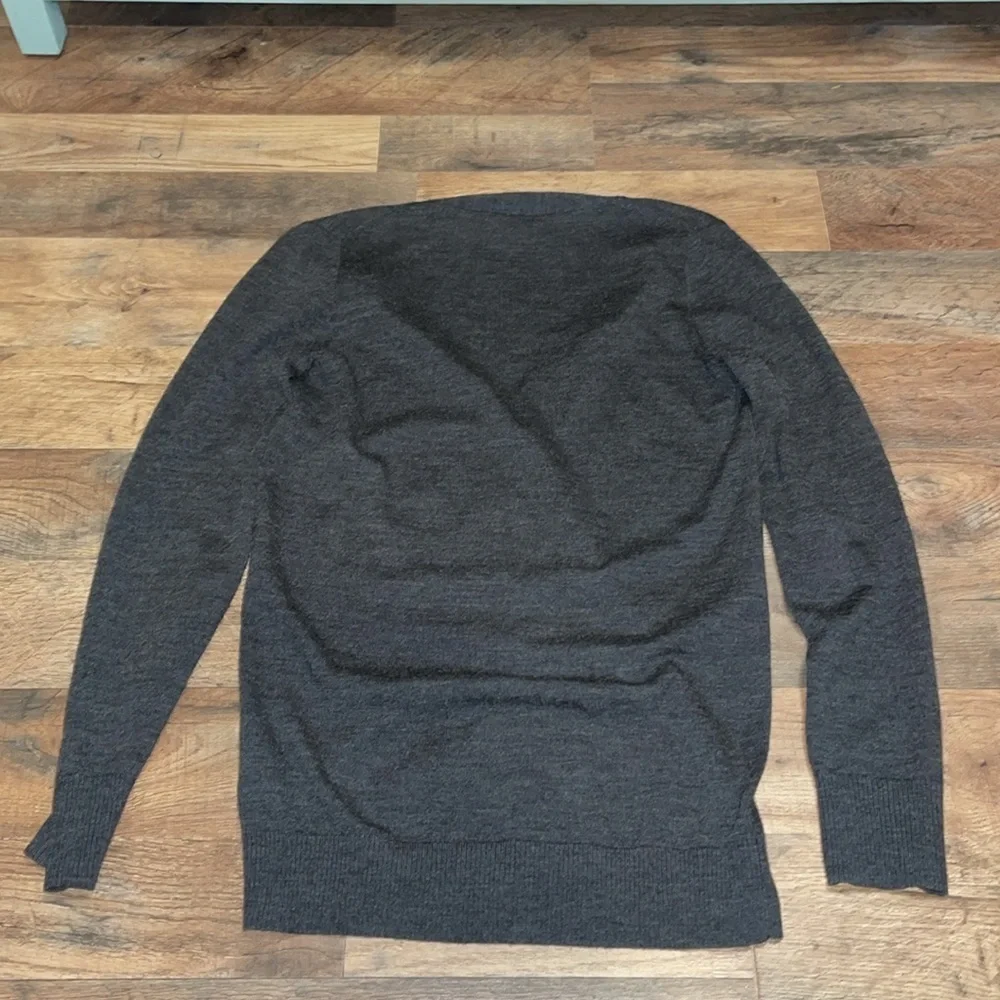 J Crew 100% Merino Wool Sweater. Size XXS. Lightweight.